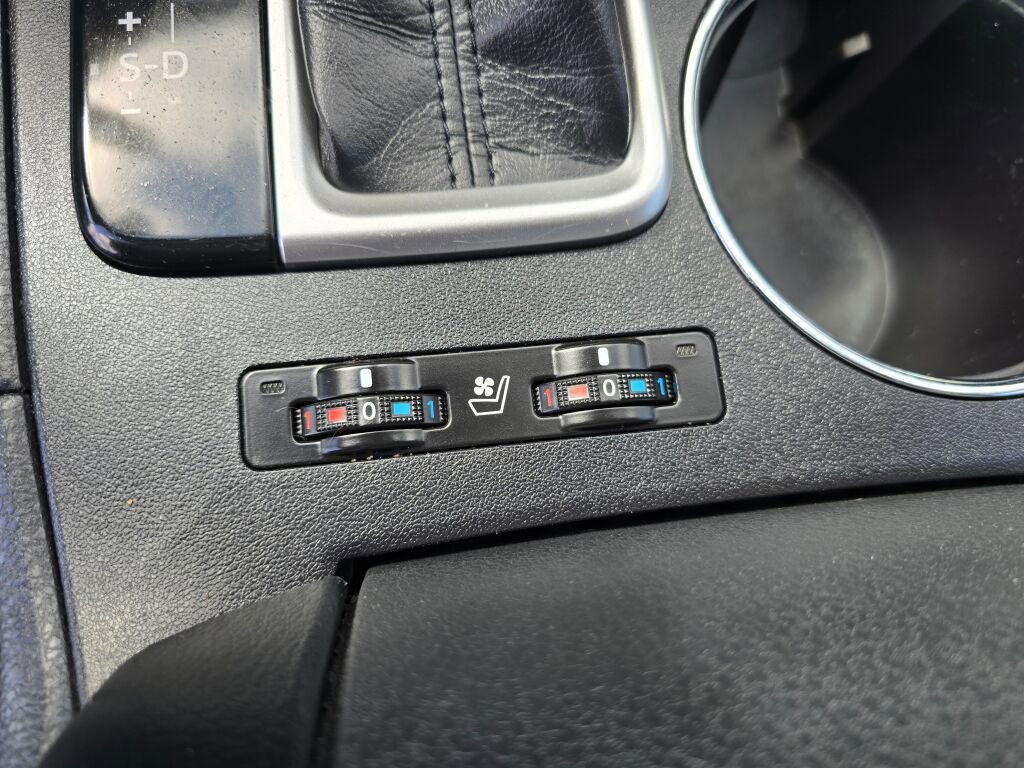 Used 2018 Toyota Highlander Limited Platinum AWD/4WD image 29