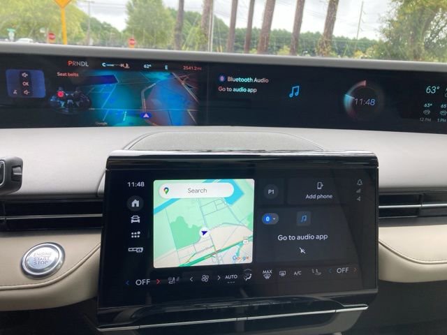 Used 2025 Lincoln Nautilus Premier w/ Equipment Group 102A image 31