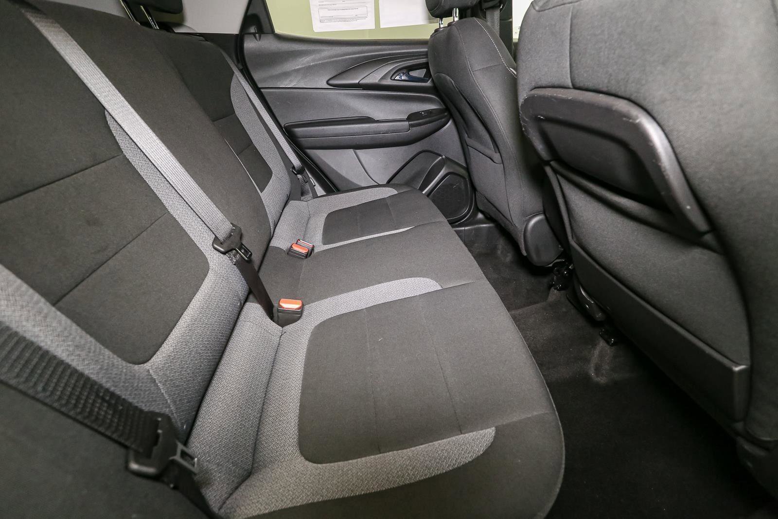 Used 2021 Chevrolet TrailBlazer LT w/ Convenience Package image 21