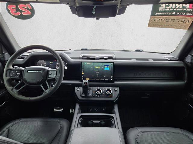 Certified 2023 Land Rover Defender 110 V8 image 17