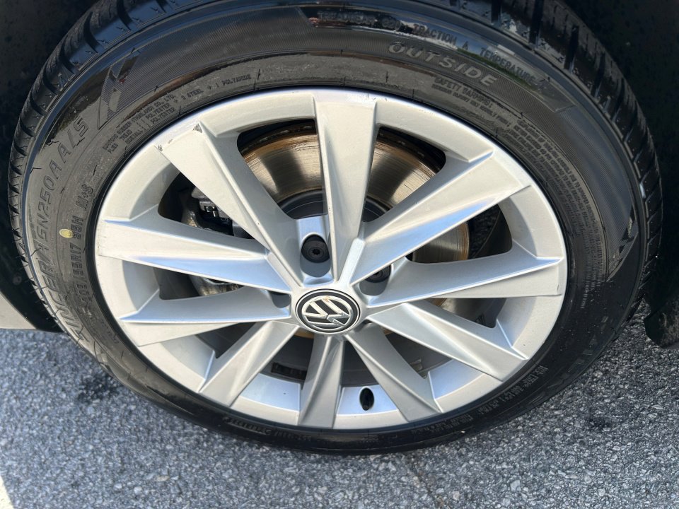 Used 2018 Volkswagen Golf Alltrack SE AWD/4WD image 26