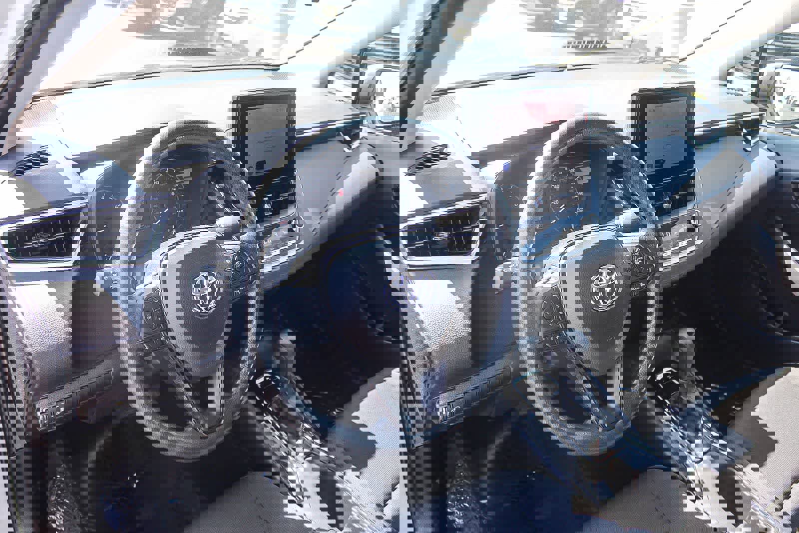 Used 2024 Toyota Corolla LE image 24