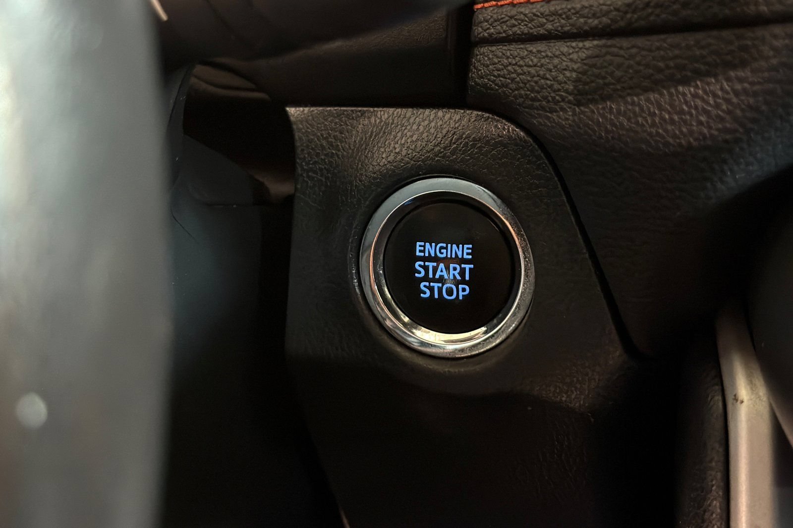 Used 2020 Toyota RAV4 Adventure w/ Carpet Mat Package AWD/4WD image 24