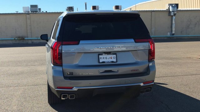 New 2027 GMC Yukon XL Denali w/ Denali Reserve Package AWD/4WD image 9