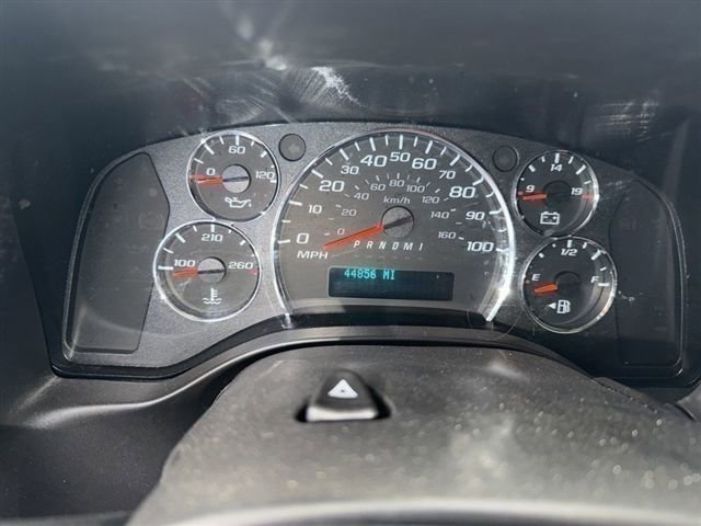 Used 2023 Chevrolet Express 2500 w/ Driver Convenience Package image 9