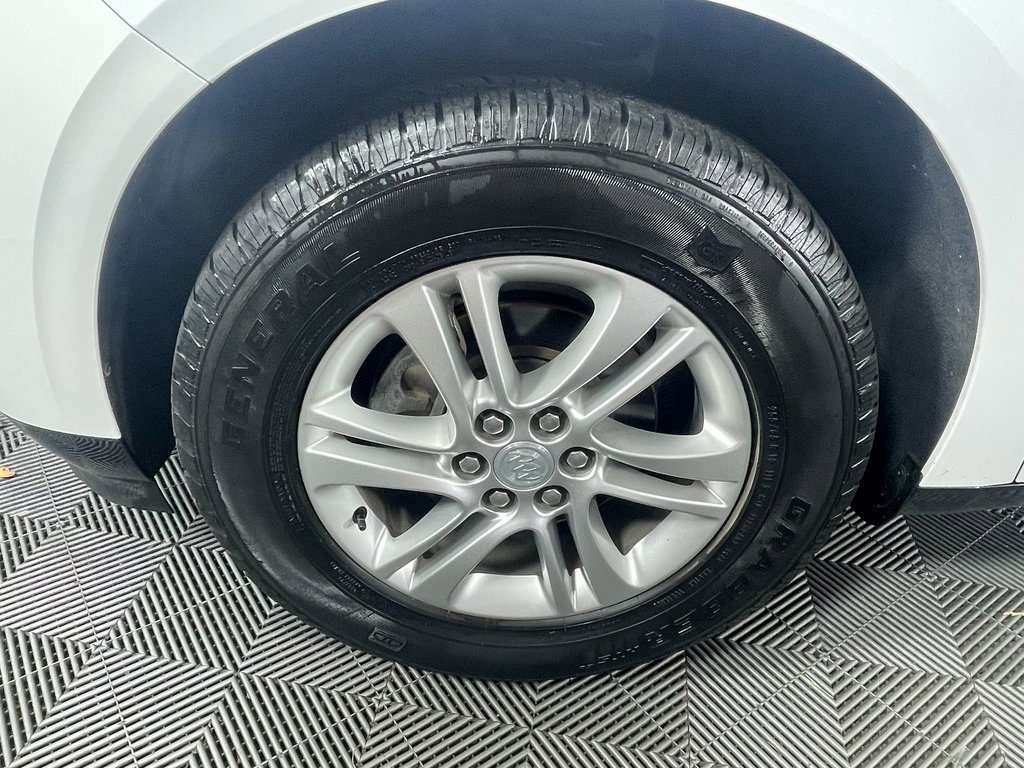 Used 2019 Buick Enclave Essence image 12