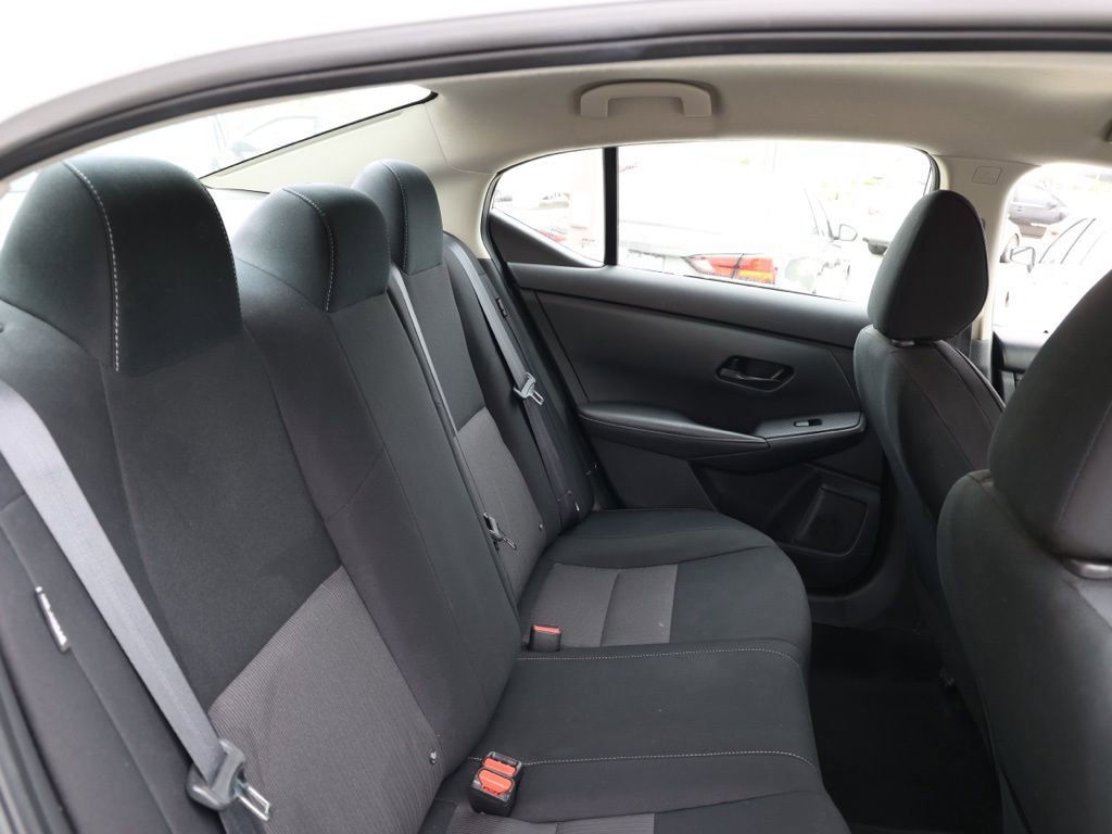 Used 2024 Nissan Sentra SV image 17