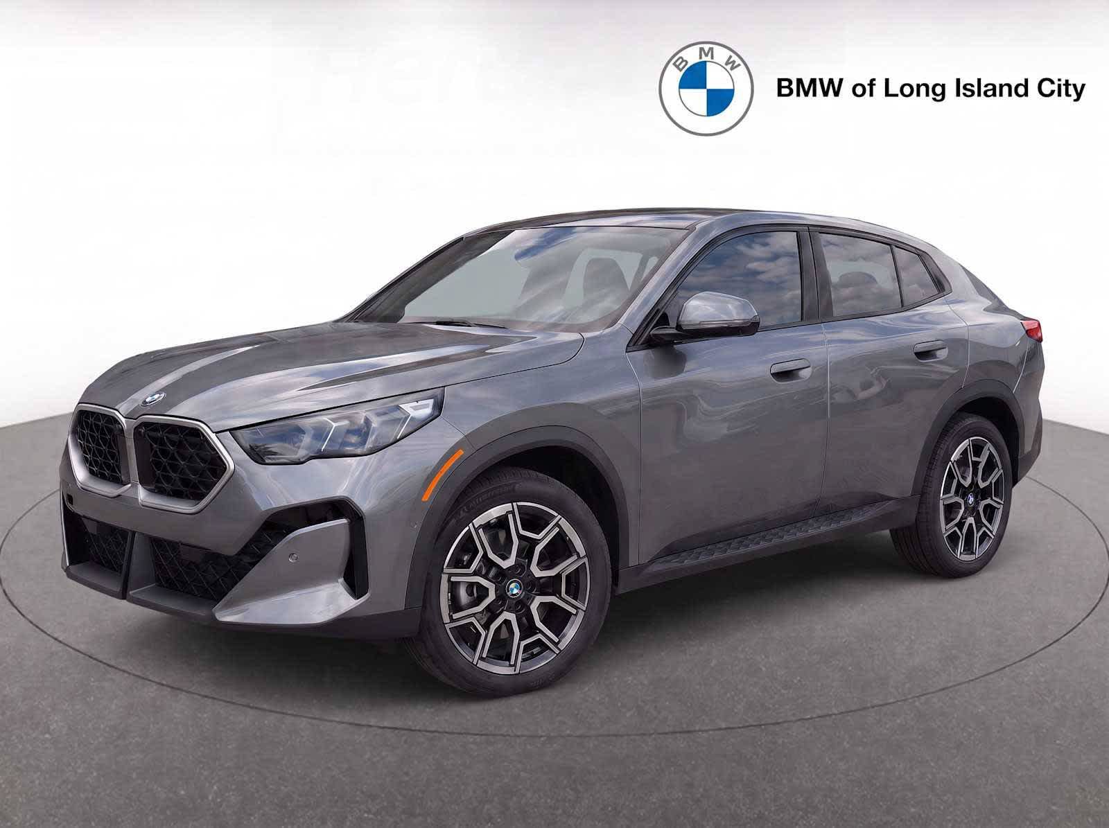 New 2026 BMW X2 xDrive28i w/ Technology Package AWD/4WD image 3