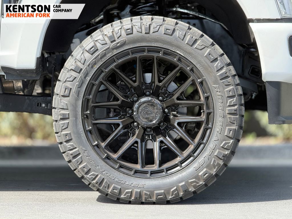 Used 2025 Ford F250 Platinum image 18