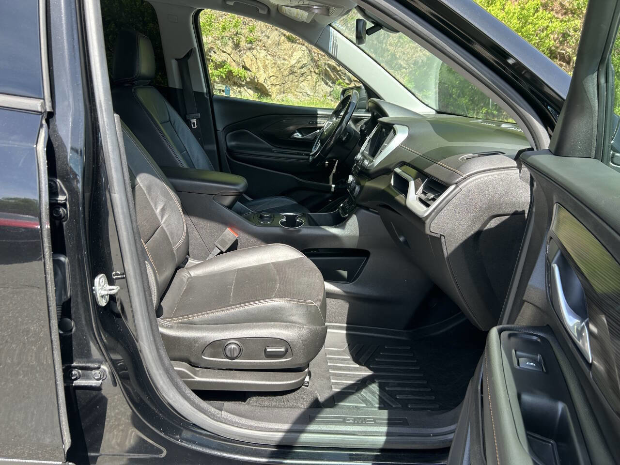 Used 2019 GMC Terrain SLT w/ Preferred Package AWD/4WD image 21