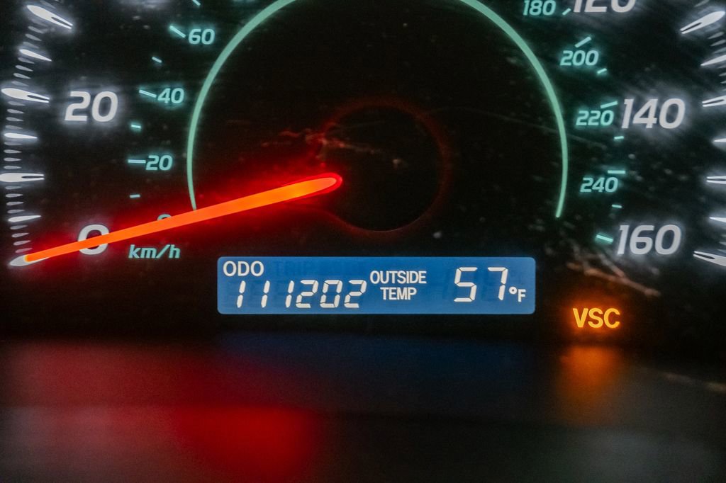 Used 2009 Toyota Camry LE FWD image 13