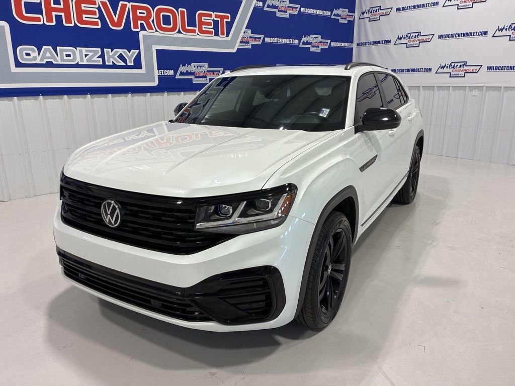 Used 2023 Volkswagen Atlas Cross Sport SEL R-Line AWD/4WD image 14