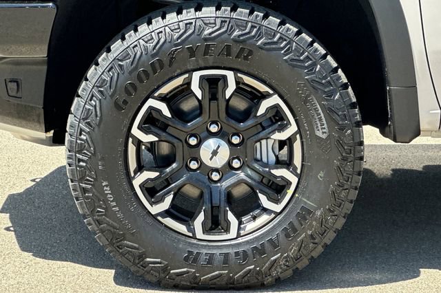 New 2026 Chevrolet Silverado 1500 ZR2 AWD/4WD image 37