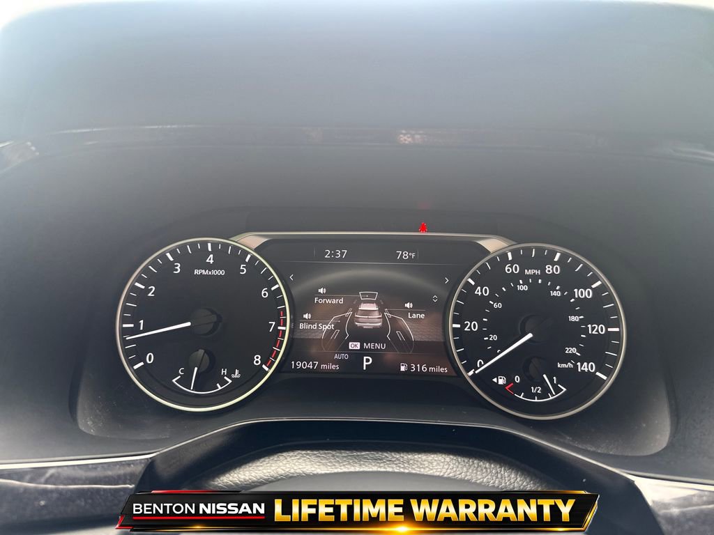 Used 2023 Nissan Pathfinder SL w/ SL Premium Package AWD/4WD image 14