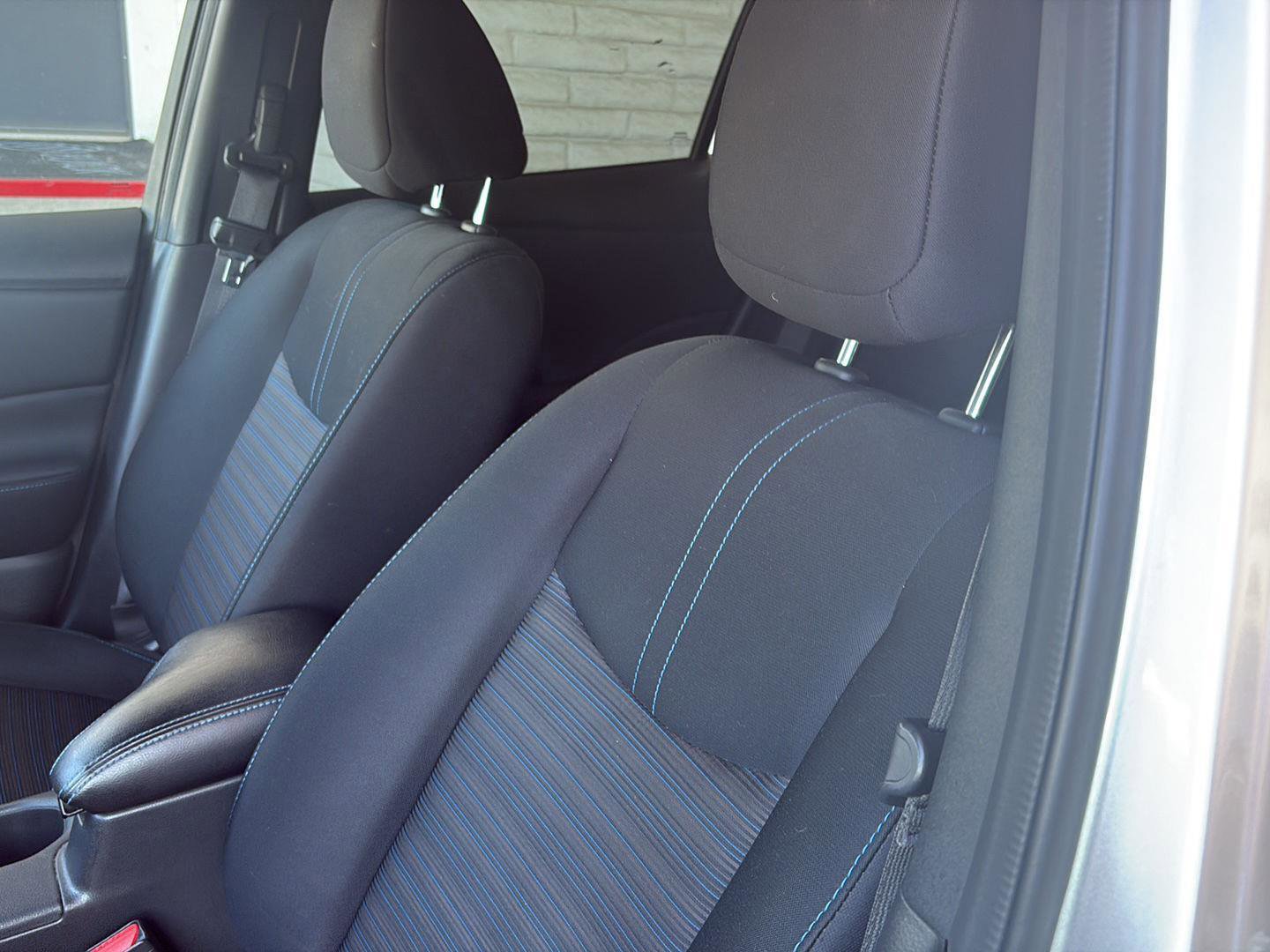 Used 2022 Nissan Leaf SV w/ SV Technology Package image 10