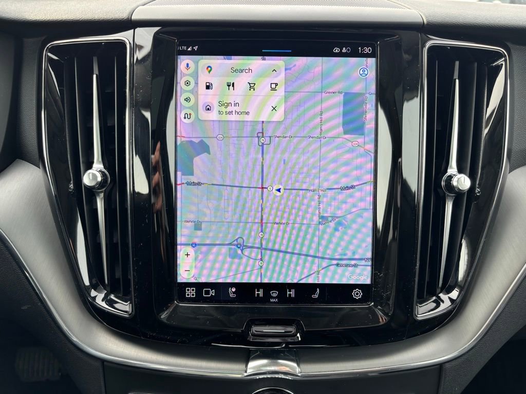 Certified 2023 Volvo XC60 B5 Core w/ Climate Package image 9