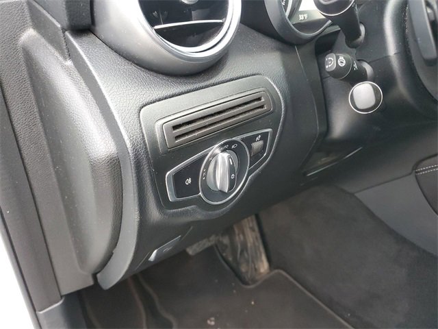 Used 2018 Mercedes-Benz GLC 300 4MATIC image 17