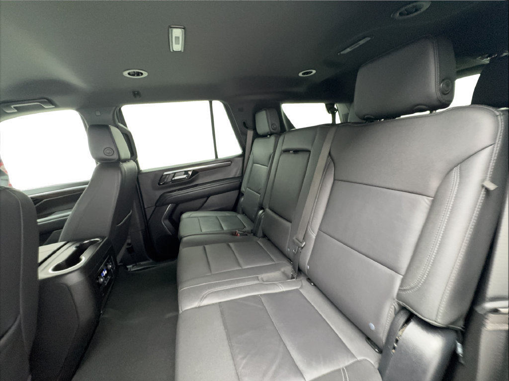 Used 2025 Chevrolet Tahoe LT RWD image 30