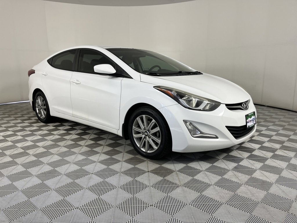 Used 2016 Hyundai Elantra SE w/ Option Group 02