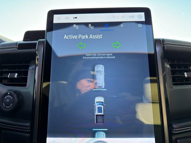 Used 2022 Ford F150 Lightning Platinum image 40