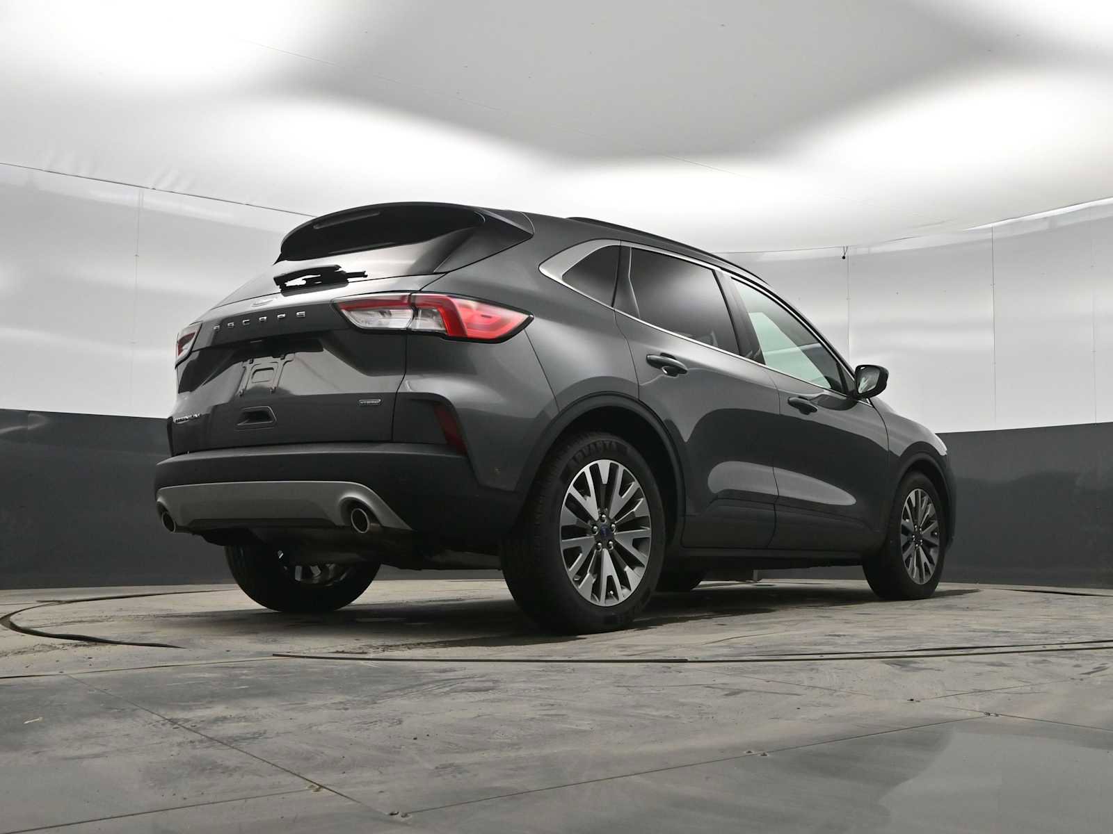 Used 2021 Ford Escape Titanium image 36