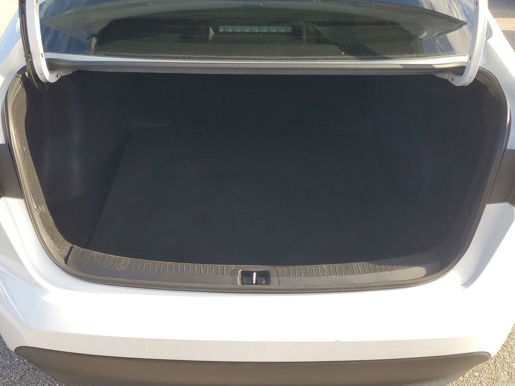 Used 2023 Toyota Corolla LE FWD image 11