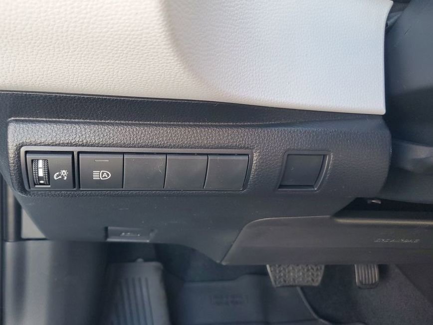 New 2026 Toyota Corolla SE image 25