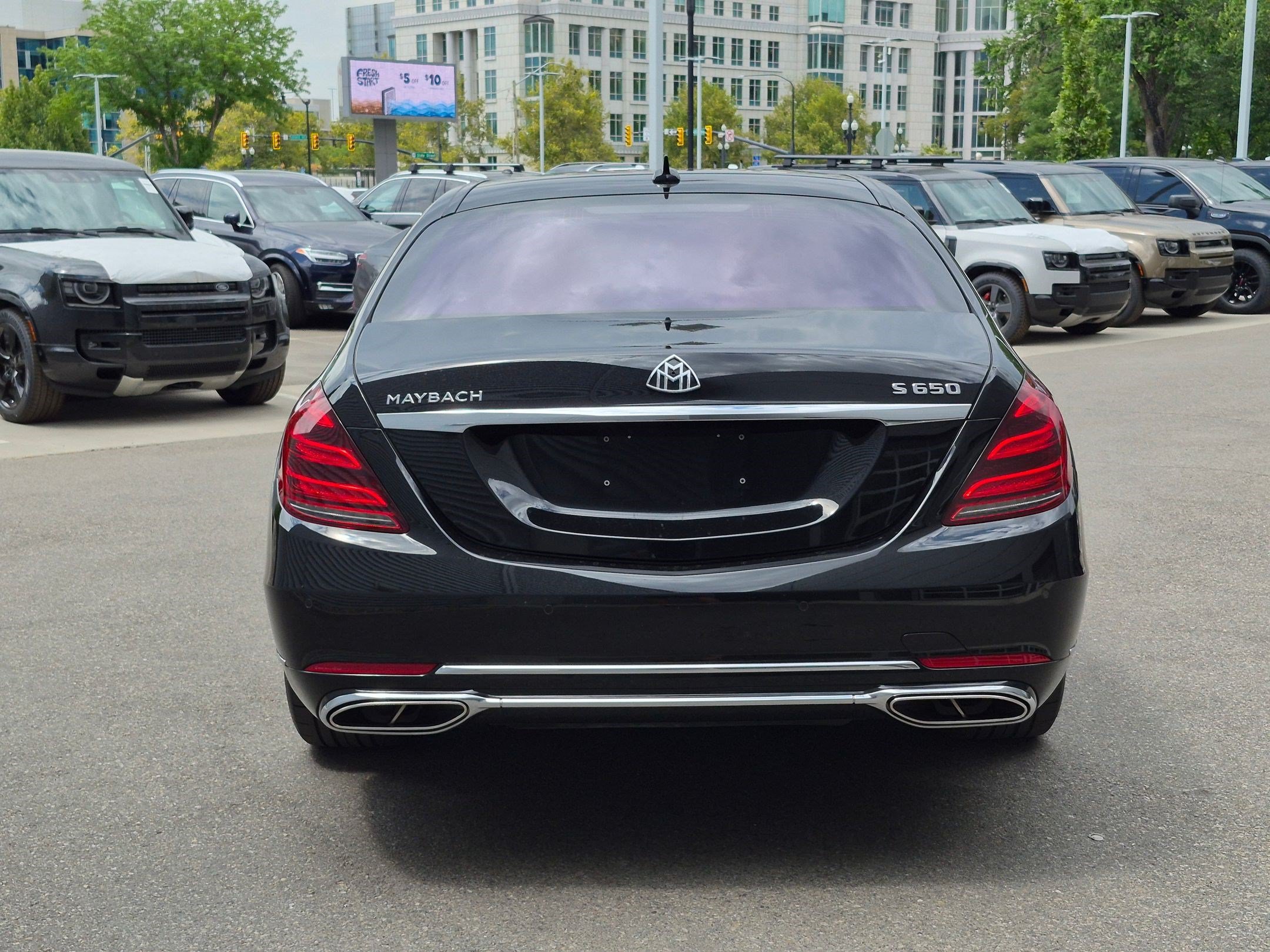 Used 2018 Mercedes-Benz Maybach S 650 image 4