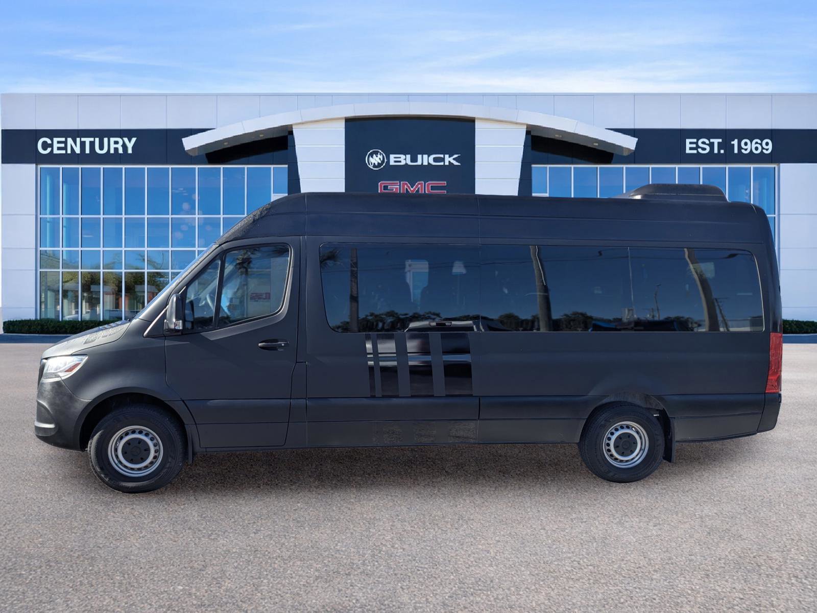 Used 2019 Mercedes-Benz Sprinter 2500 image 6