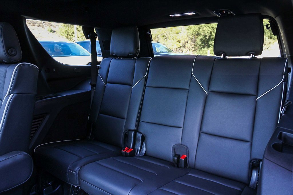 Used 2026 Cadillac Escalade Luxury image 18