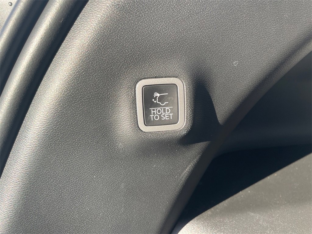 Used 2025 Jeep Wagoneer Launch Edition w/ Trailer Tow Group image 57