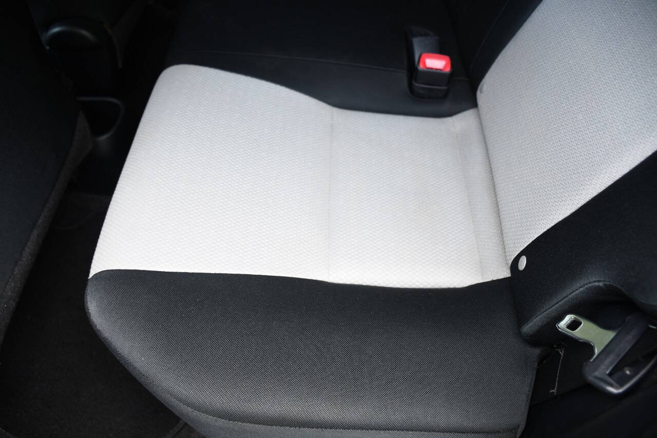 Used 2013 Toyota Yaris LE FWD image 16