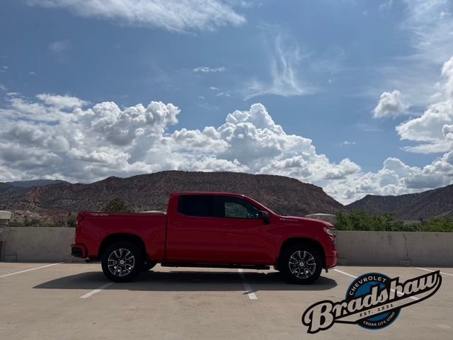 Used 2023 Chevrolet Silverado 1500 RST w/ Protection Package AWD/4WD image 3