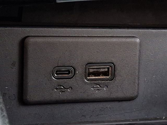 Certified 2025 Buick Envision Preferred image 24