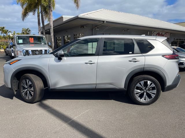 Used 2022 Nissan Rogue SV AWD/4WD image 2