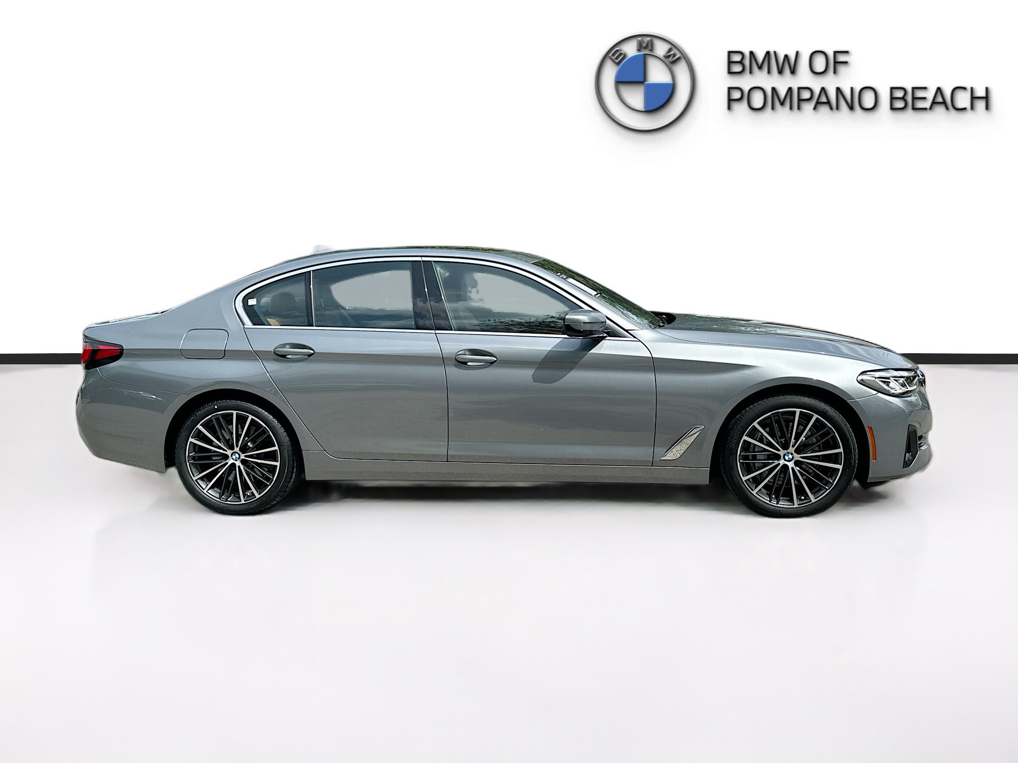 Used 2023 BMW 540i w/ Convenience Package RWD image 8