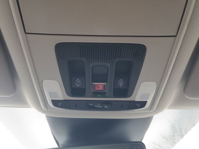 New 2026 Honda Pilot Touring image 25