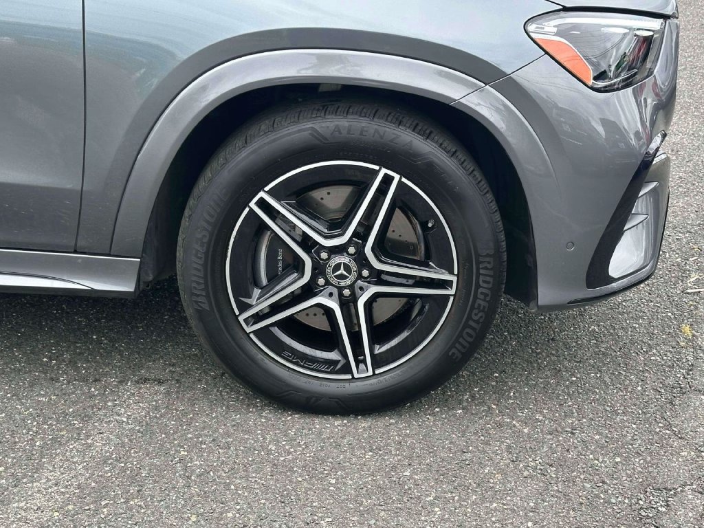 Used 2024 Mercedes-Benz GLE 450e 4MATIC image 7