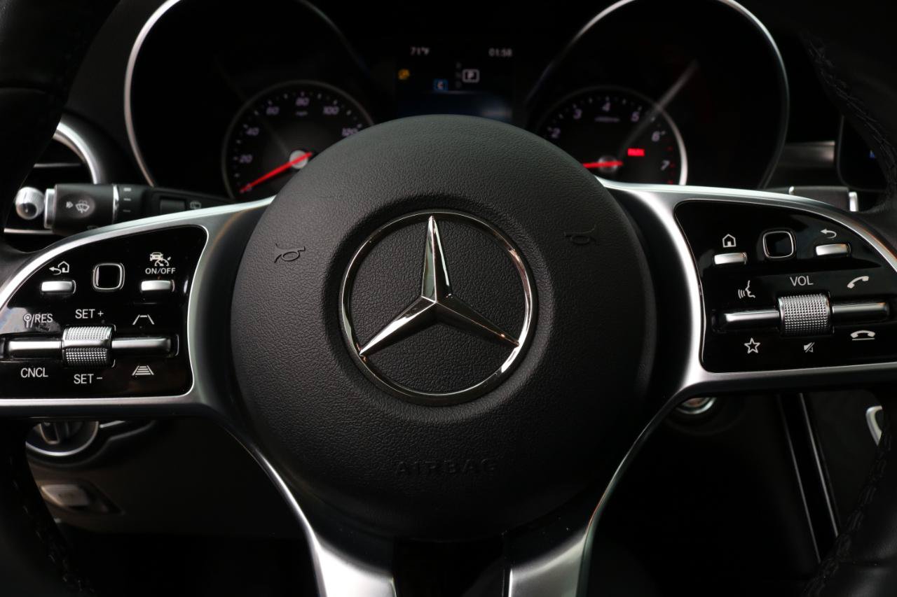 Used 2020 Mercedes-Benz GLC 300 4MATIC image 47