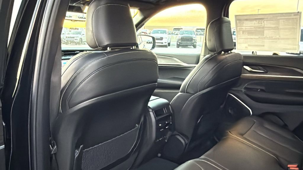 New 2026 Jeep Grand Cherokee Limited image 14