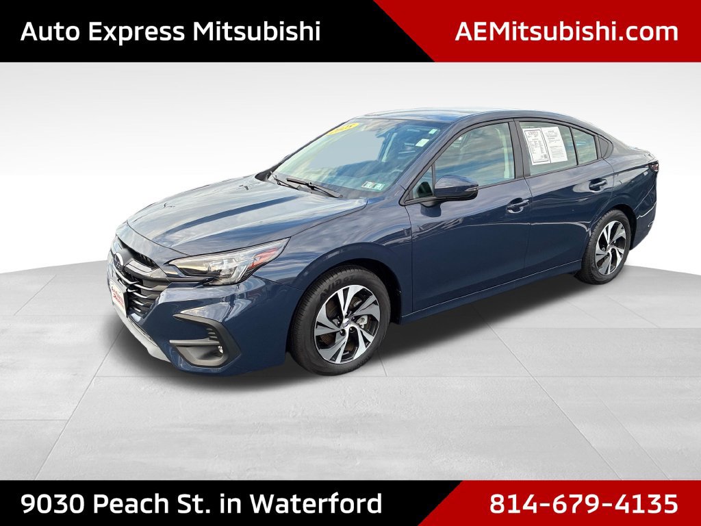 Used 2025 Subaru Legacy Premium AWD/4WD image 3