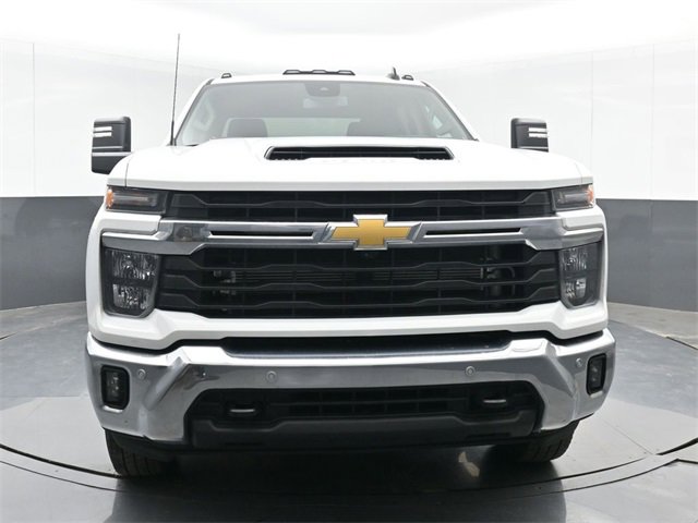 Used 2025 Chevrolet Silverado 3500 LT w/ All Star Edition image 3