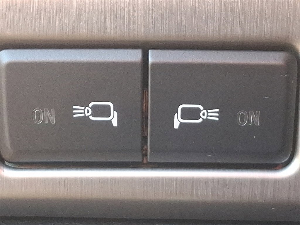 Used 2022 Ford F450 Platinum w/ FX4 Off-Road Package image 25