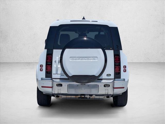 Used 2023 Land Rover Defender 130 SE AWD/4WD image 6