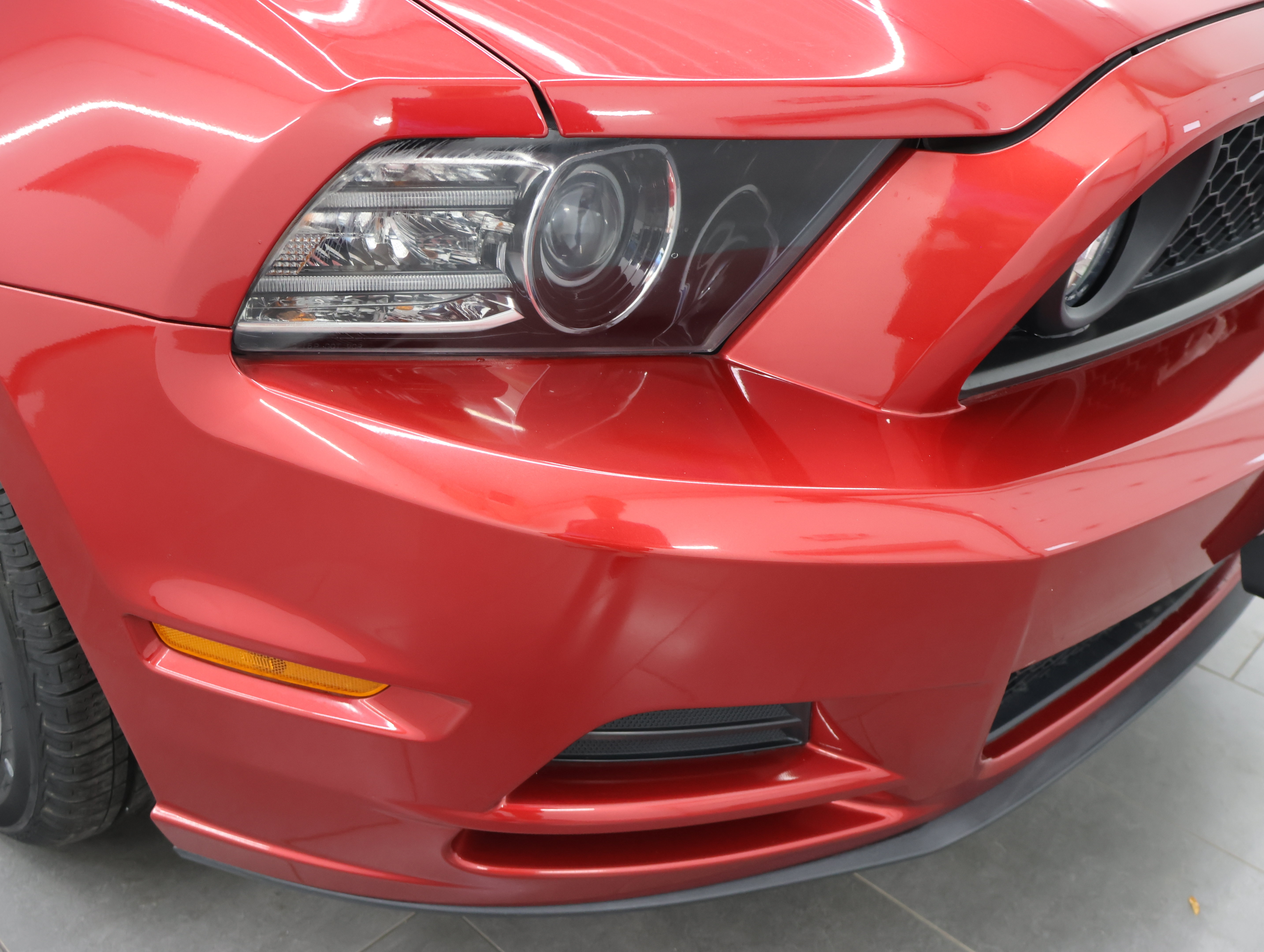Used 2013 Ford Mustang GT Premium w/ Comfort Pkg RWD image 21