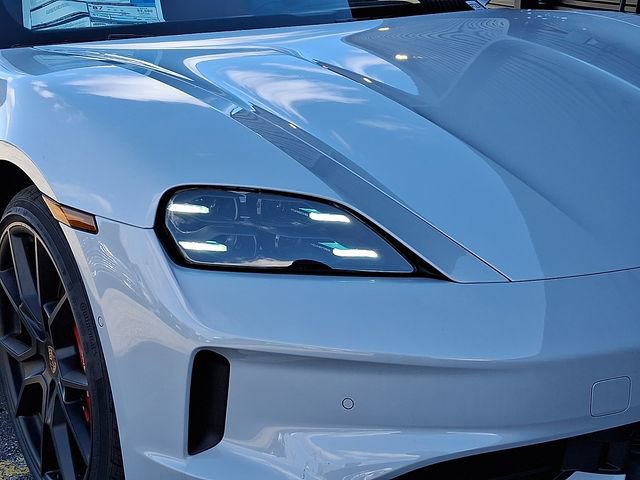 New 2026 Porsche Taycan 4S AWD/4WD image 11