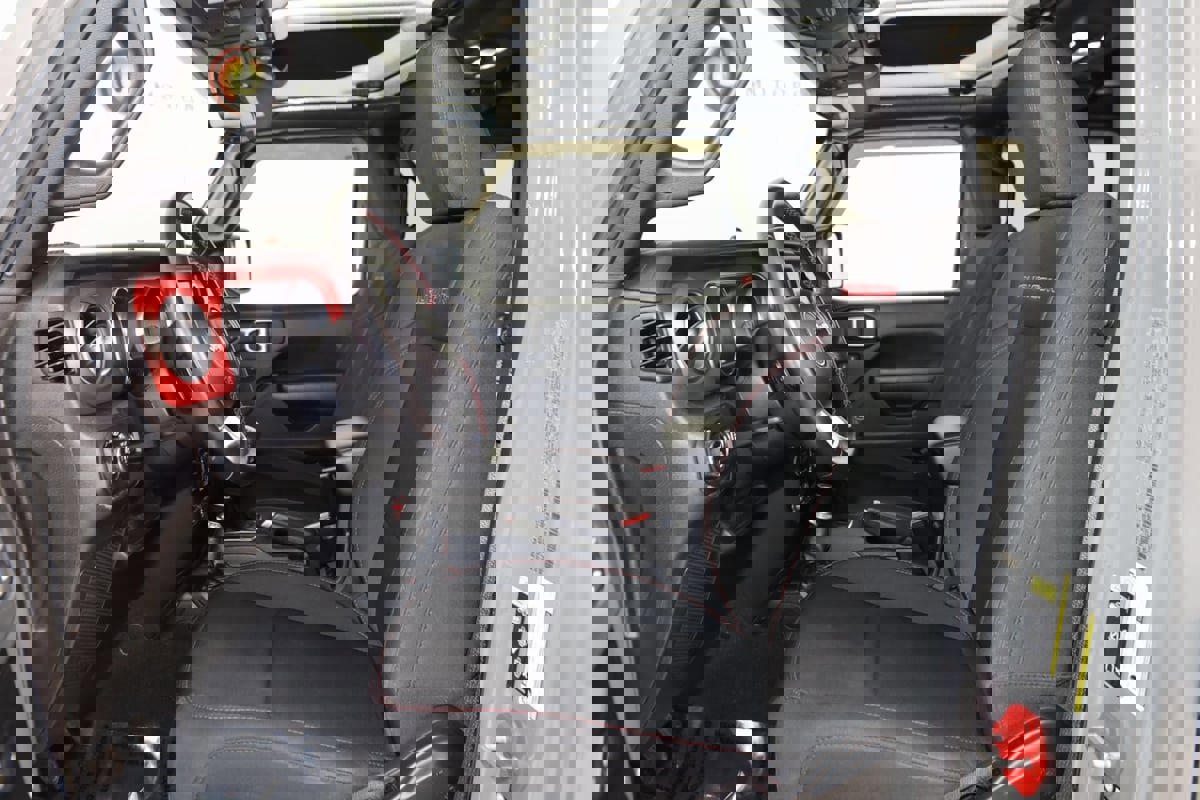 Used 2021 Jeep Gladiator Rubicon w/ LED Lighting Group image 10