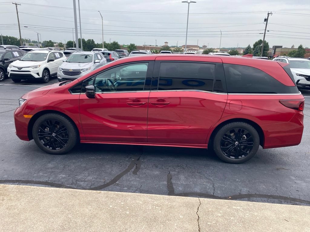 Used 2025 Honda Odyssey Sport-L image 4