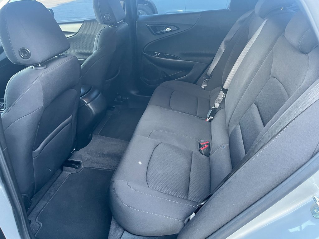 Used 2020 Chevrolet Malibu LS image 21