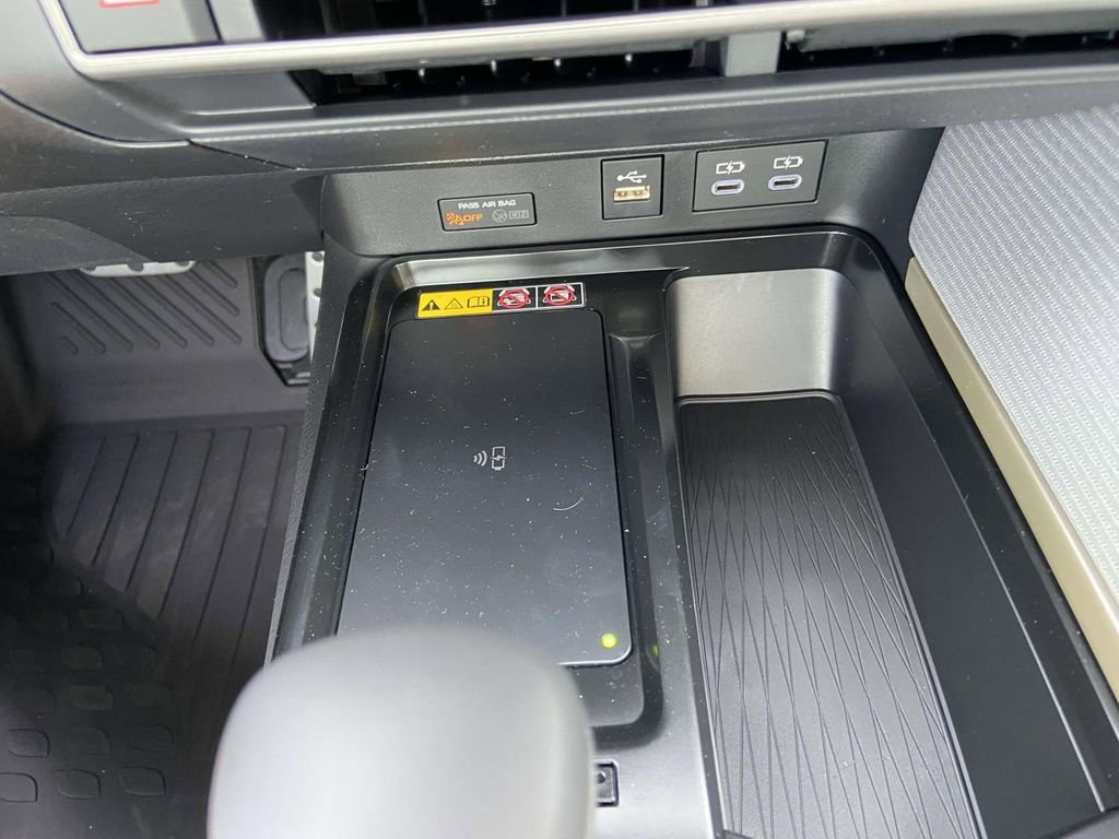 New 2026 Toyota Camry SE image 25